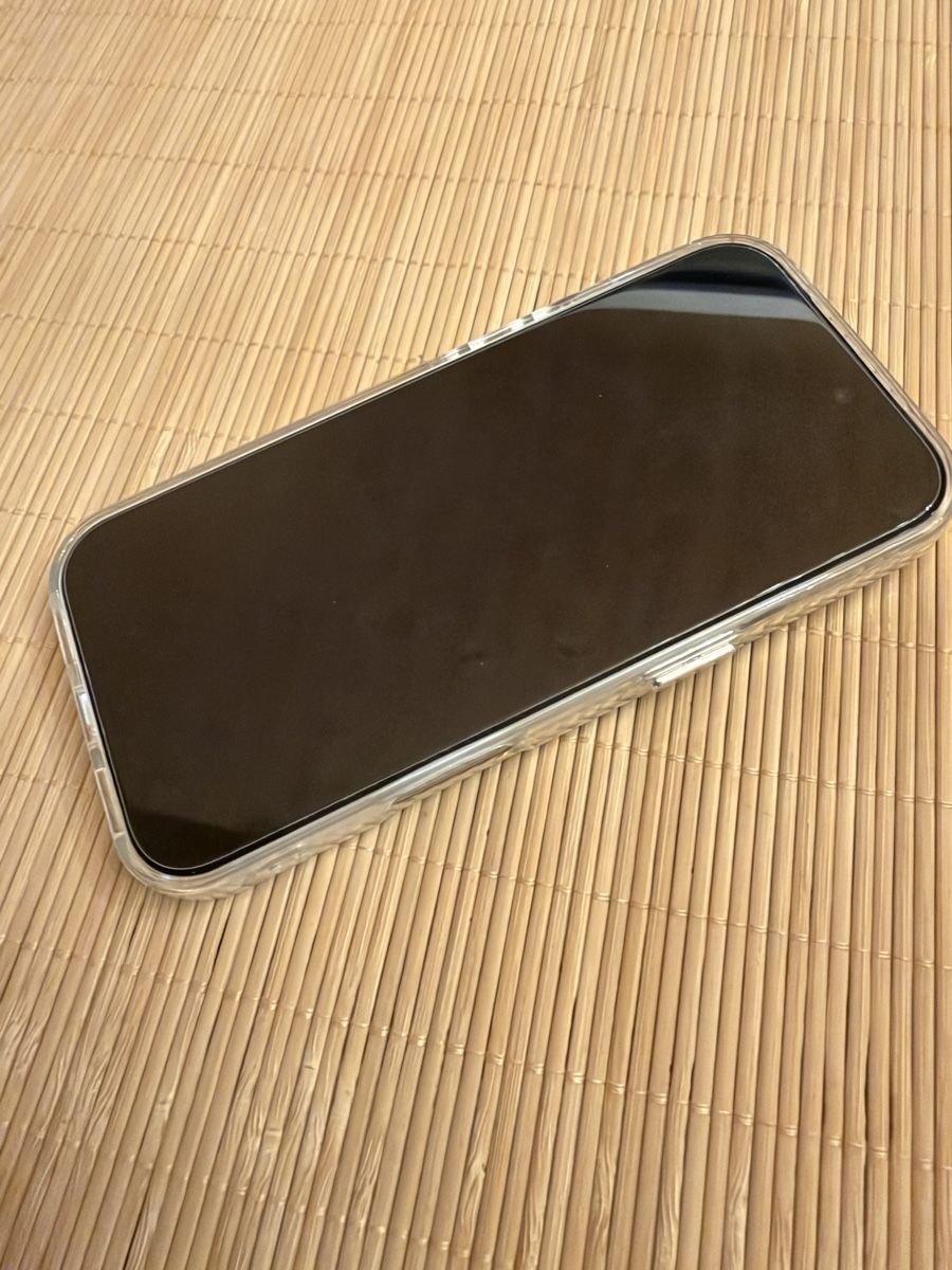 Apple Telefoni cellulari / Smartphones: iPhone 17 pro 256gb – Nuovo (secondo la descrizione) da Zürich venduto da Yoni_to 1