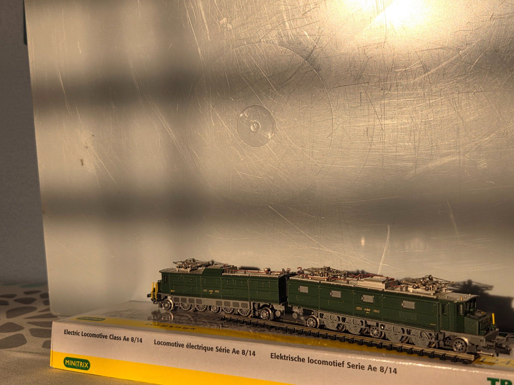 Trix Modellini di ferrovie: Minitrix E-Lok Ae 8/14  Ep.IV  Nr.12426 – Usato da Arni AG venduto da bruno1951