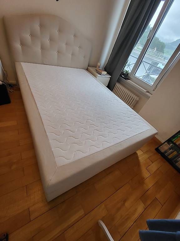 Letti: Bett Boxspringbett mit Bettkasten 140/200 beige – Usato da Brunnen venduto da JJaime 1