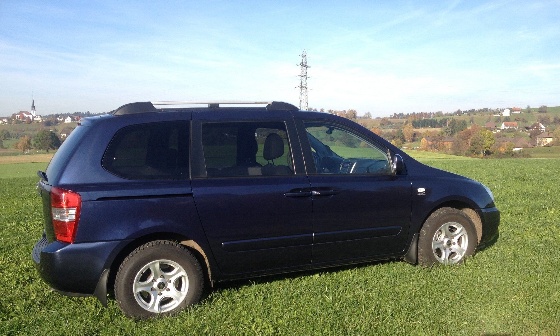 Kia Autos: KIA Carnival (Style), 2.9 CRDi, 2007 – Gebraucht aus Hinwil von freckledine