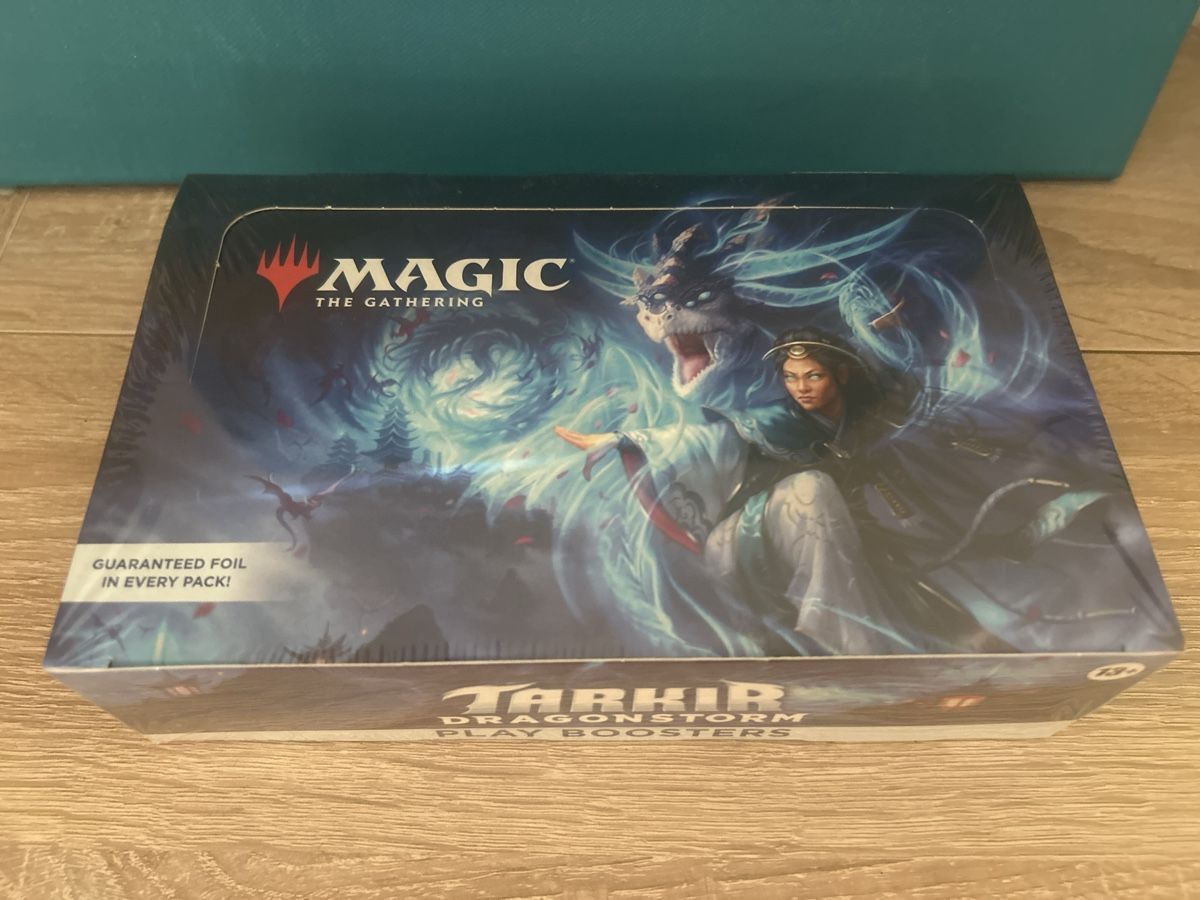 Hasbro Giochi: Magic the Gathering: Tarkir Dragonstorm – Nuovo e nell'imballaggio originale da Zürich venduto da andreanick