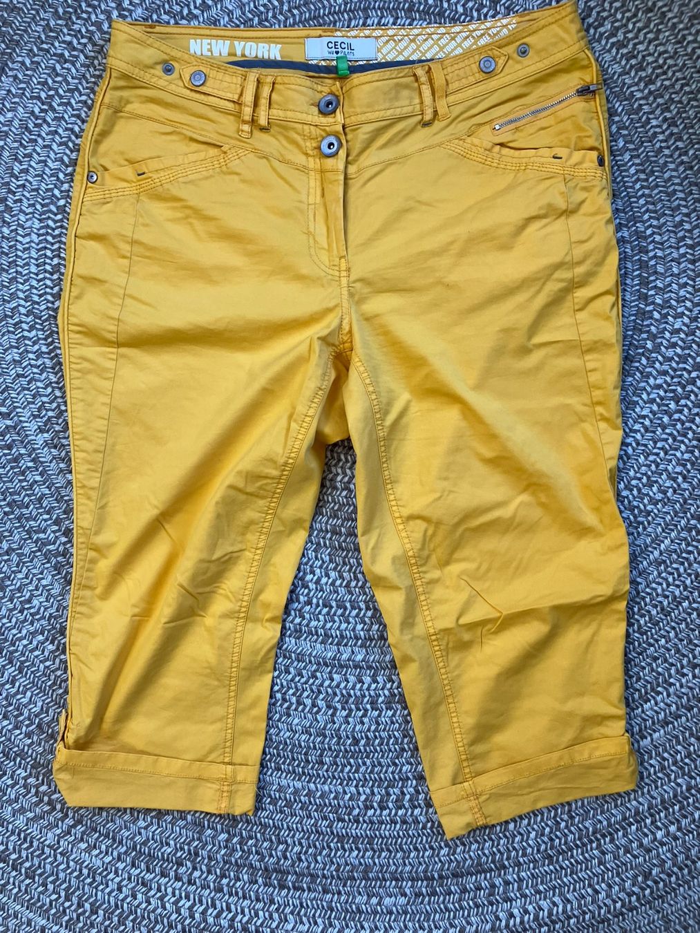 Cecil Hosen: Cecil Caprihose Model New York W31 – Gebraucht aus Laupen ZH von kar_lfz6 1