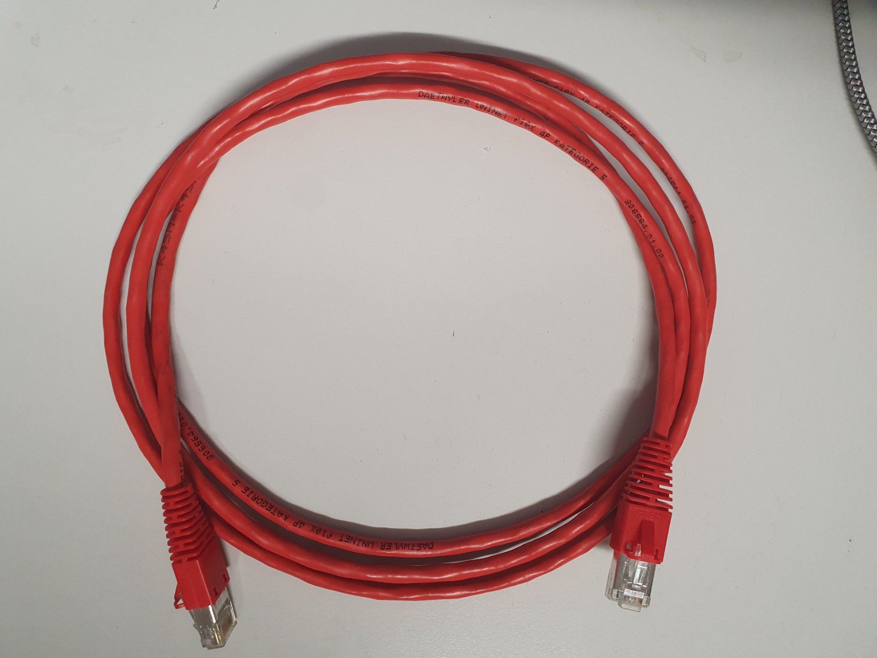 Dätwyler Kabel: Netzwerkkabel Patchkabel Cat5 kat5 Rj45 UKV 2m uninet 5502 – Gebraucht aus Zürich von Alibaba1234