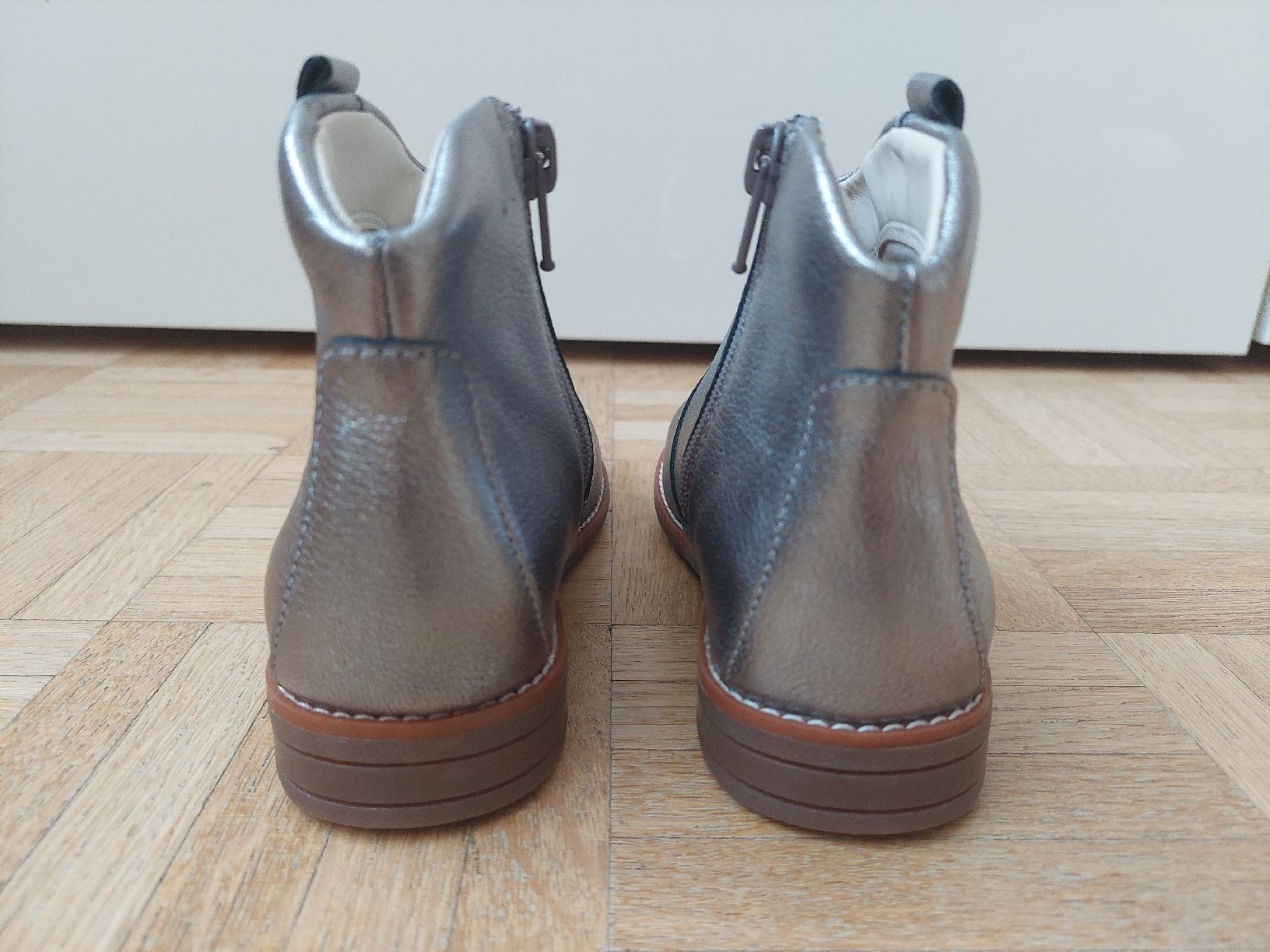 Clarks Schuhe für Mädchen: NEU! Mädchen Halbschuh Gr. 28 von Clarks – Neu und originalverpackt aus Flims Dorf von Truemorish 6