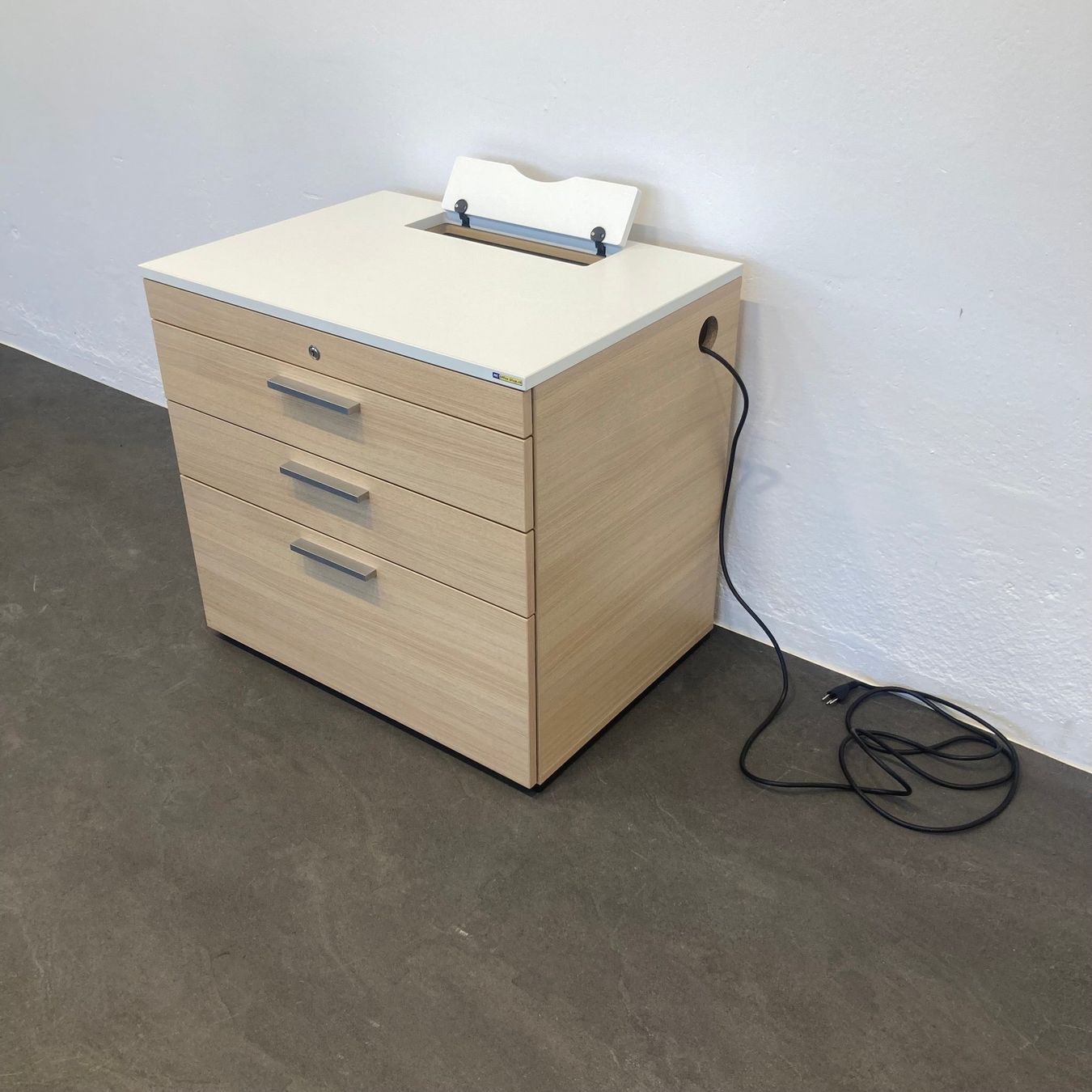 Cassettiere: Echo Classic Sideboard ohne Schlüssel – Usato da Schönenwerd venduto da mcofficeshop 7