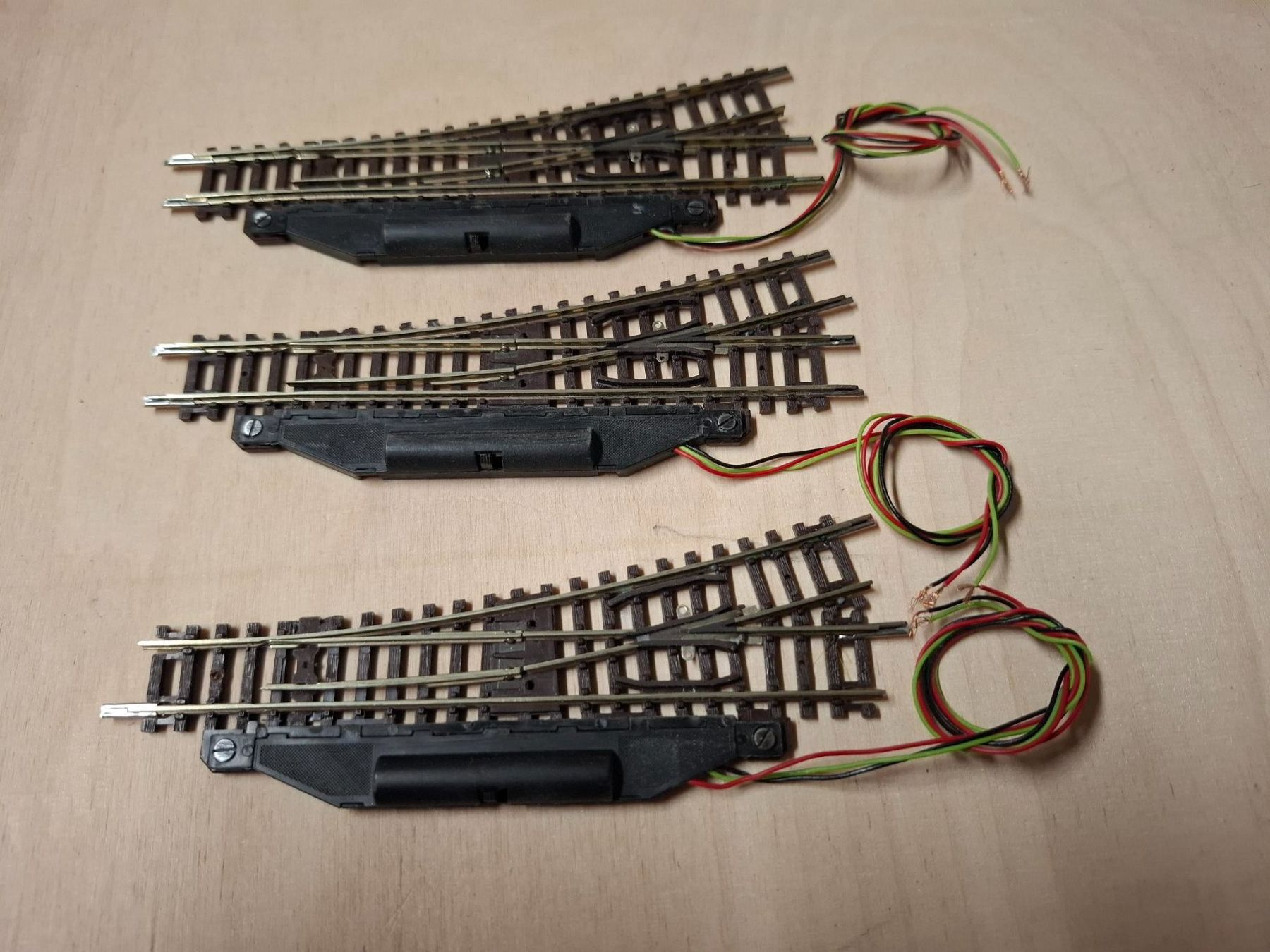 Fleischmann Modellini di ferrovie: 3 El. Weichen Fleischmann 22261 N – Usato da Henau venduto da fag_lzx9 1