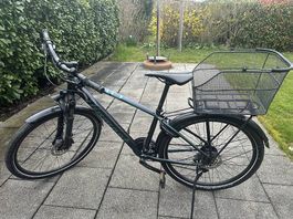Diamant Trekking Velo mit Korb & Schutzblechen
