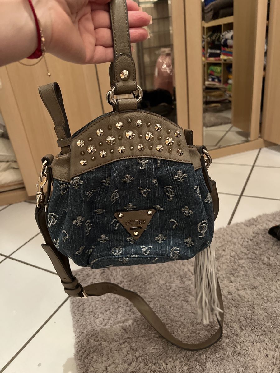 Guess Borse da donna: Tasche – Usato da Oberuzwil venduto da DanaB01 4