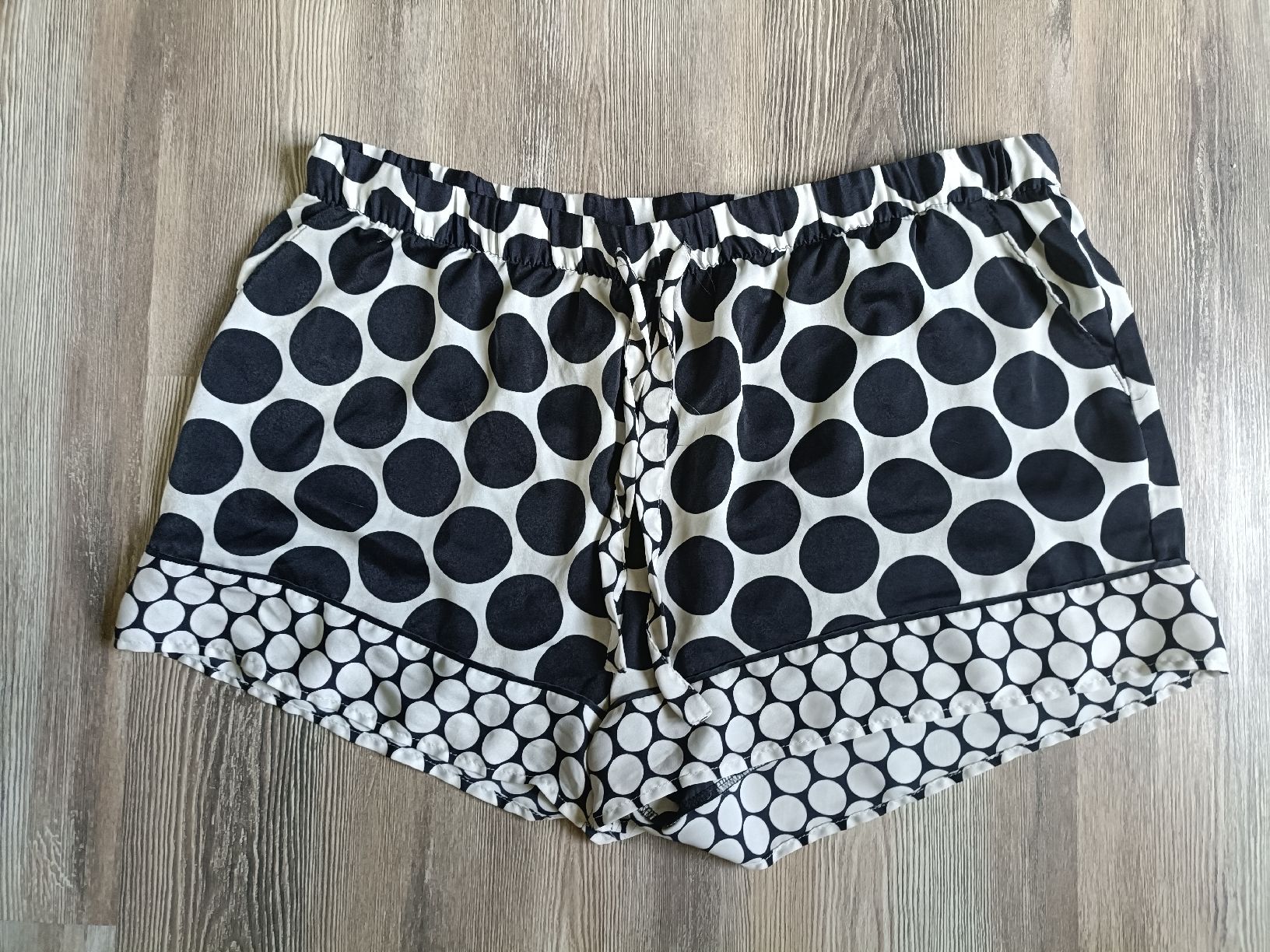 Pantaloni: Shorts Gr. XL – Usato da Tenniken venduto da Pasci1990