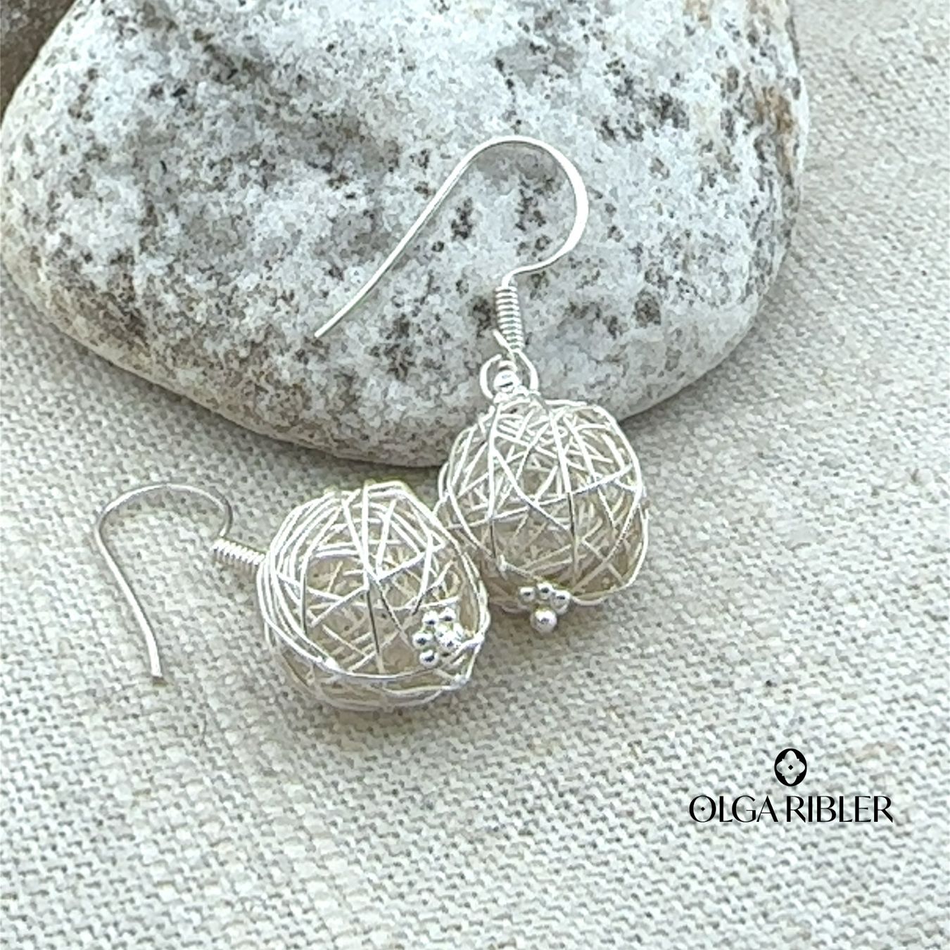 Olga Ribler Ohrringe & -stecker: Ohrringe 14 mm Kugel aus Silberdraht – Neu (gemäss Beschreibung) aus Luzern von Schmuckoutlet