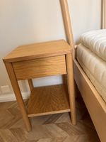 Set zwei Nachtische , praktisch new