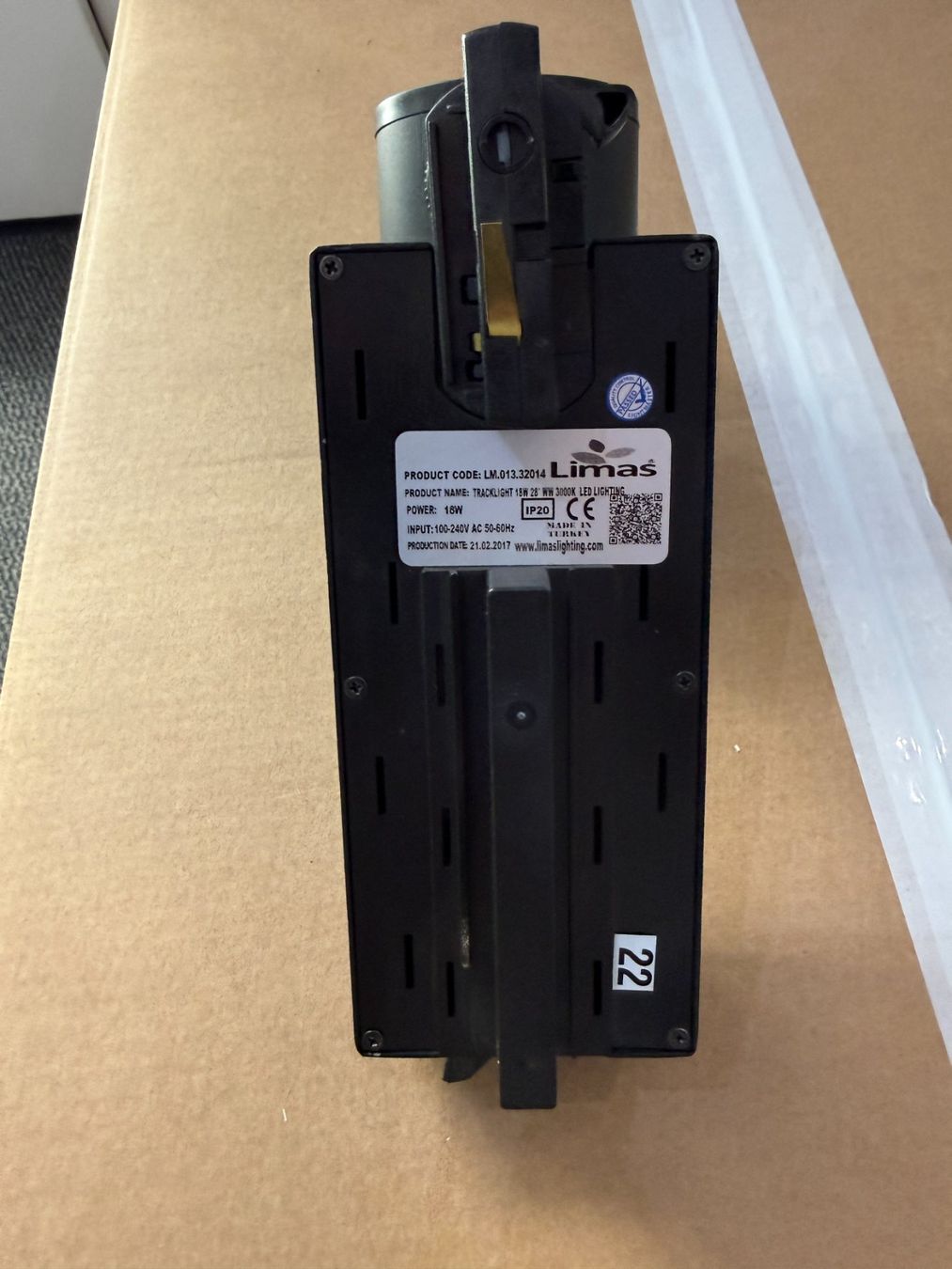 Lampade: LED-Schienenstrahler "Tracklight" LIMAS, LM.013.32014 – Usato da Unterengstringen venduto da Tnovus 2