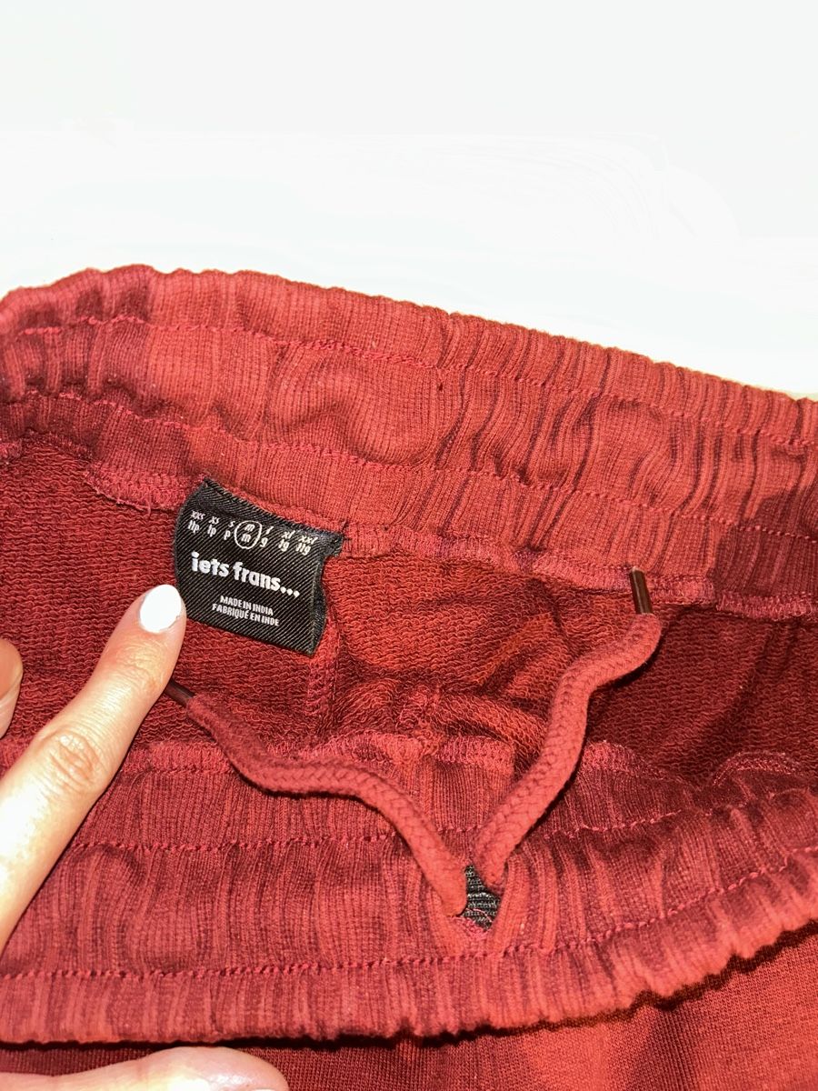 Iets Frans... Pantaloni: Iets Frans Hose Burgundy – Usato da Zäziwil venduto da jes_d7tm 2