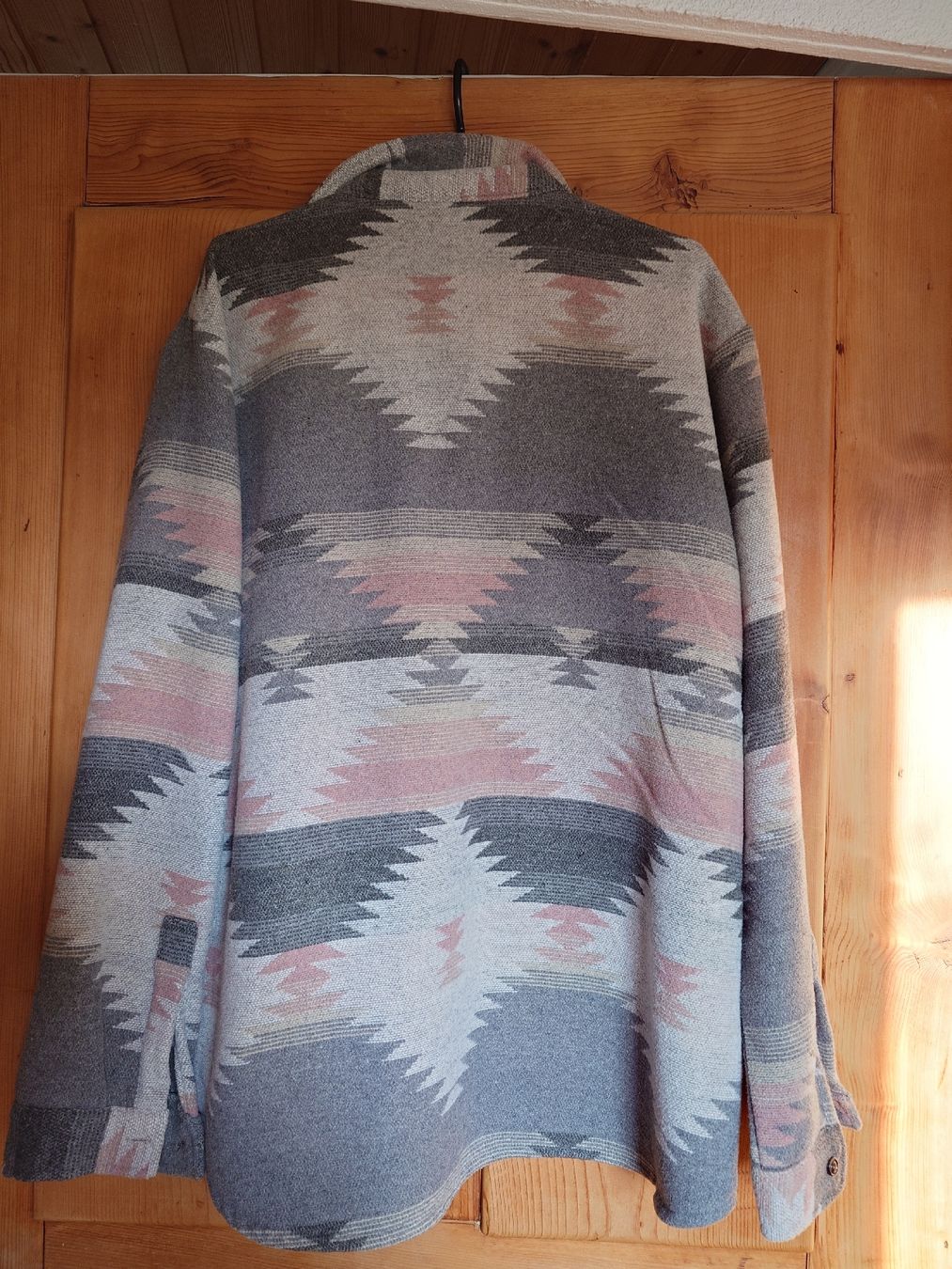 Camicie: XXL Übergangs Hemd im Ethno Design – Usato da Steffisburg venduto da marinzki 2