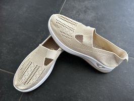 Damenschuhe/ Schlupfschuhe Gr. 41