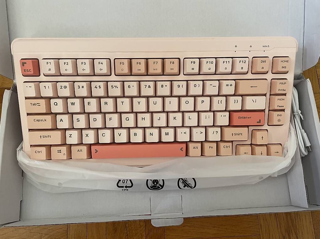 Tastiere: Clavier QWERTY Lenovo  – Nuovo e nell'imballaggio originale da Lausanne venduto da das_xb9h 1