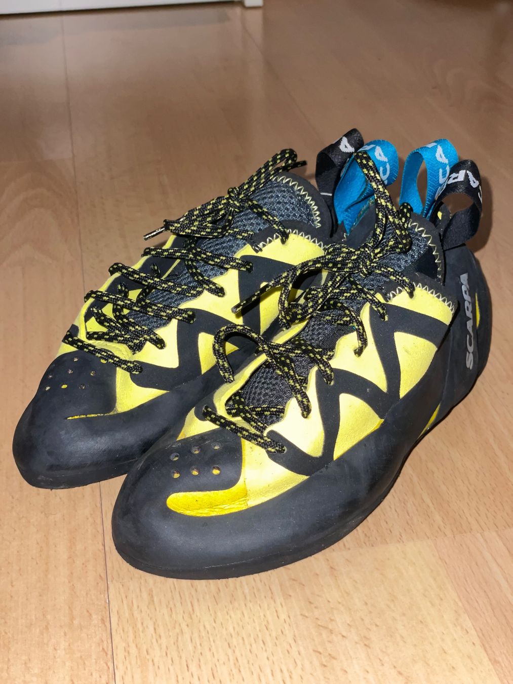 Scarpa Scarpe da uomo: Scarpa Kletterschuh Grösse 38 – Usato da Nunningen venduto da ele_b5rj