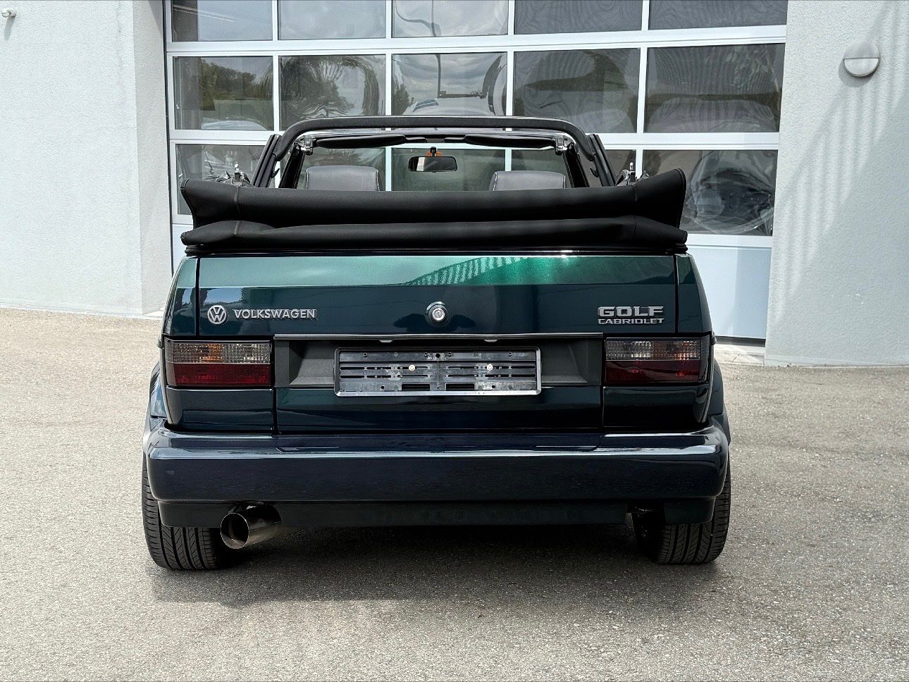 VW Automobili: VW Golf1  Cabrio – Usato da Oberwil (Dägerlen) venduto da 1997 6