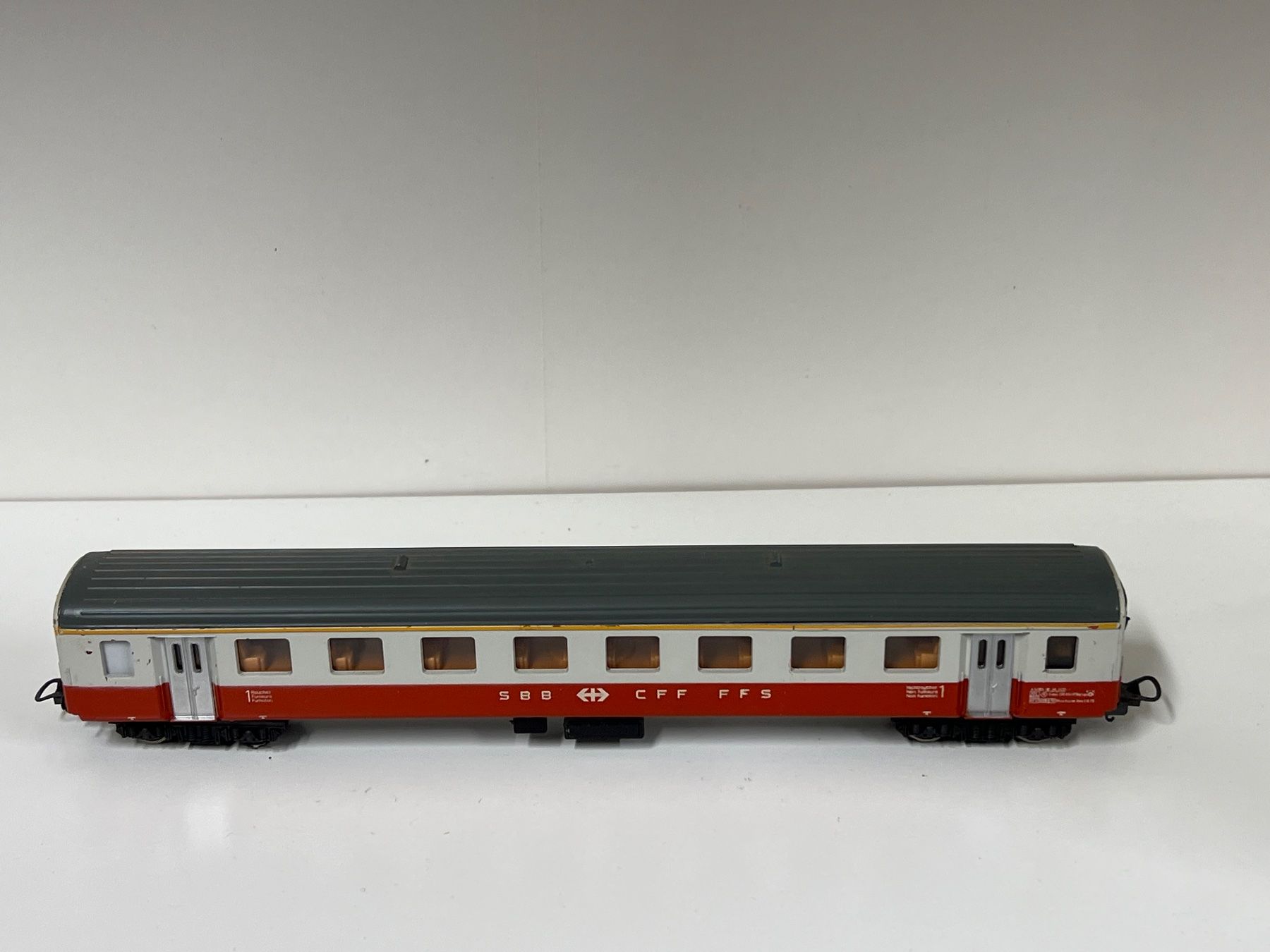 Lima Modelleisenbahnen: Lima SBB 1.Kl.  H0 DC – Gebraucht aus Neuenhof von ludovicco