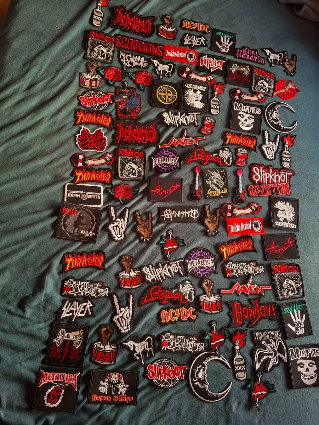 Plaketten & Abzeichen: 92 Patches – Neu (gemäss Beschreibung) aus Basel von Stastny
