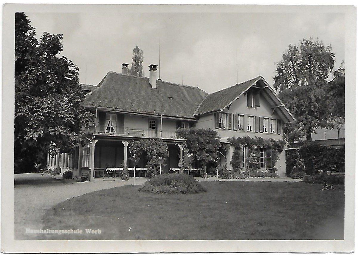 Cartoline postali: AK Worb - Haushaltungsschule – Usato da Kirchberg BE venduto da Soldino