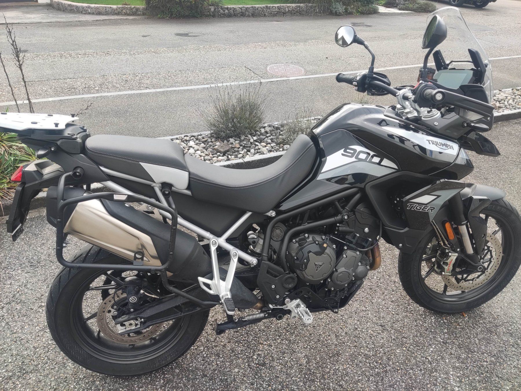 Triumph Enduro: Triumph Tiger 900 GT – D'occasion à Engelberg par mot_w89s 1