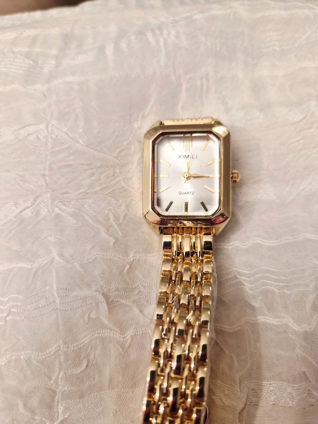 Orologi: Armbanduhr – Nuovo e nell'imballaggio originale da Dietikon venduto da Eleda