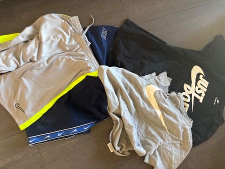 Sportkleider Paket