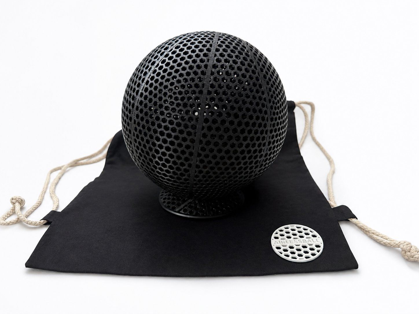 Palloni: 3D printed Airless Ball - Size 7 – Nuovo e nell'imballaggio originale da Schlieren venduto da Creichen1