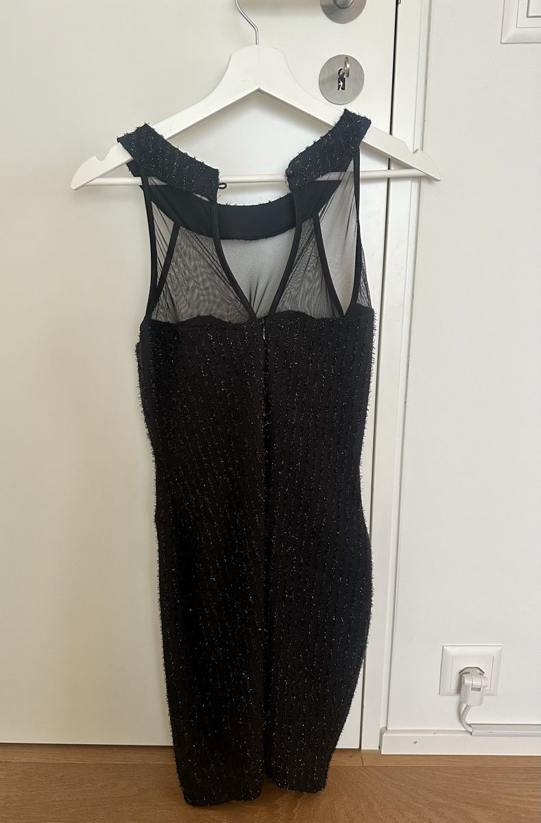 Robes: Schwarzes Kleid – Neuf (Voir description) à Dänikon ZH par Annikaberg 1