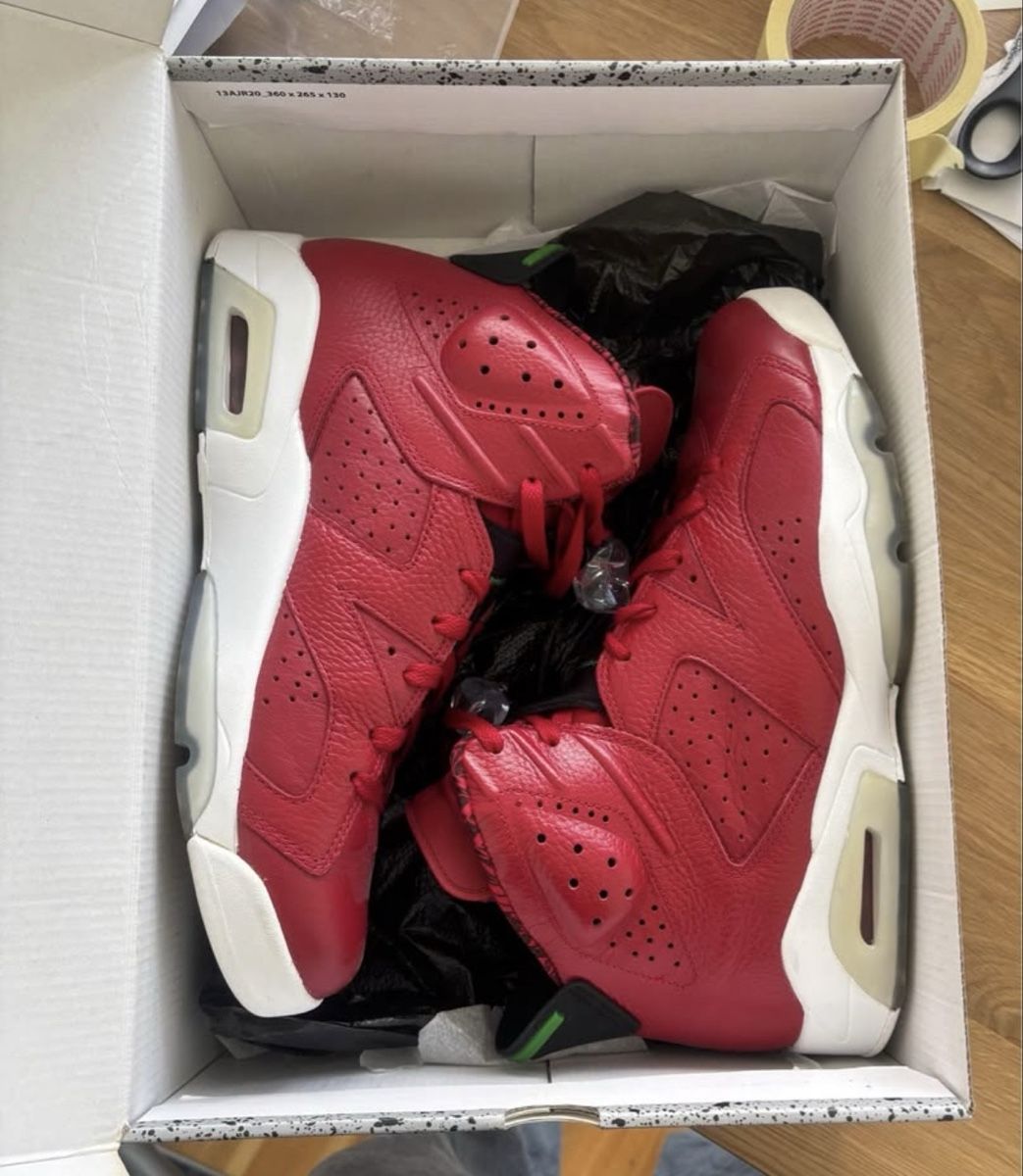 Scarpe da uomo: Jordan 6 Spiz’ike – Usato da Delémont venduto da Popcultureee 5