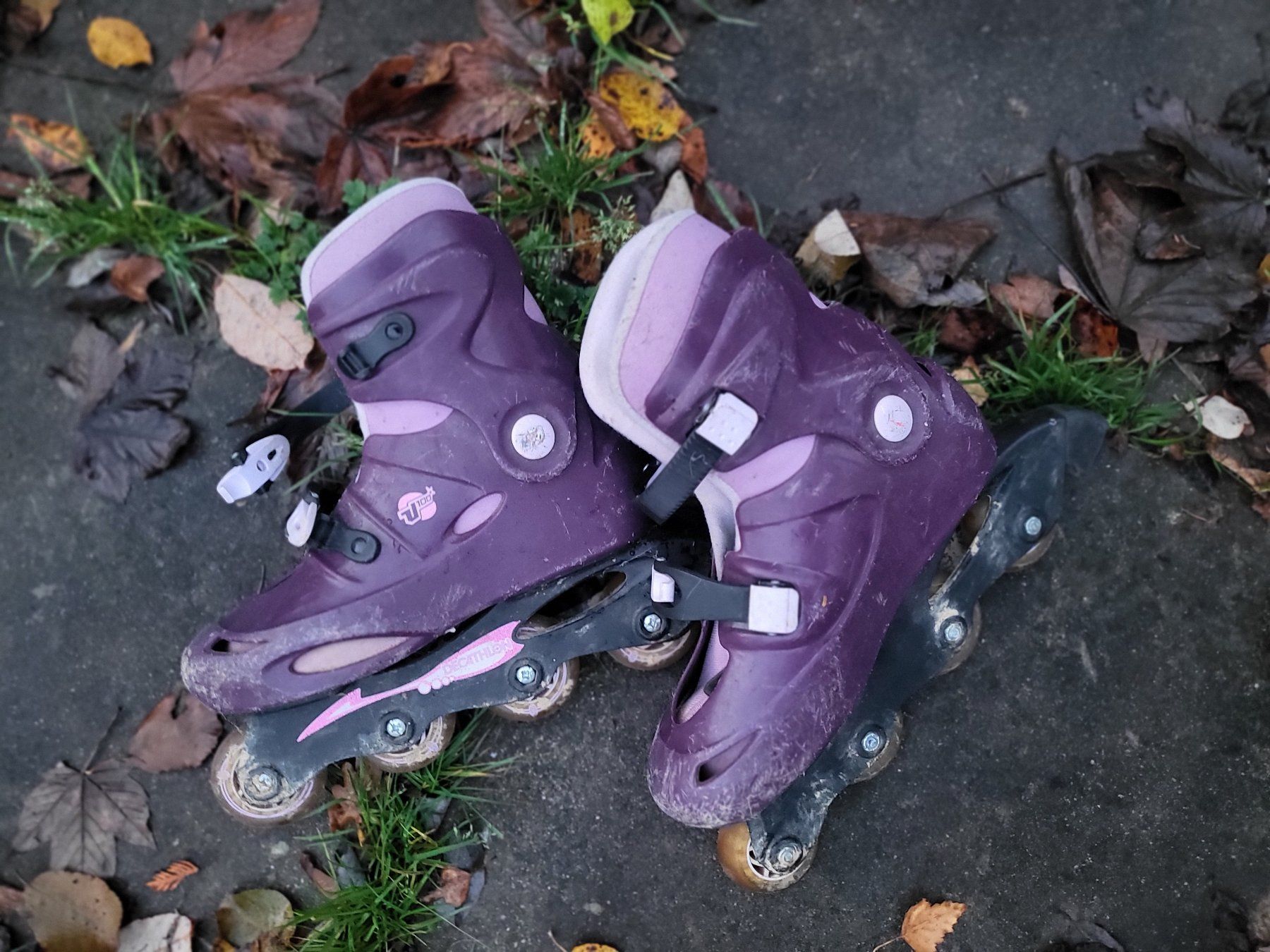 Pattini in linea & Pattini a rotelle: Inlineskates Rollschuhe mit dem Schutz Gr. 37 – Usato da Delémont venduto da mvl_l76c 2
