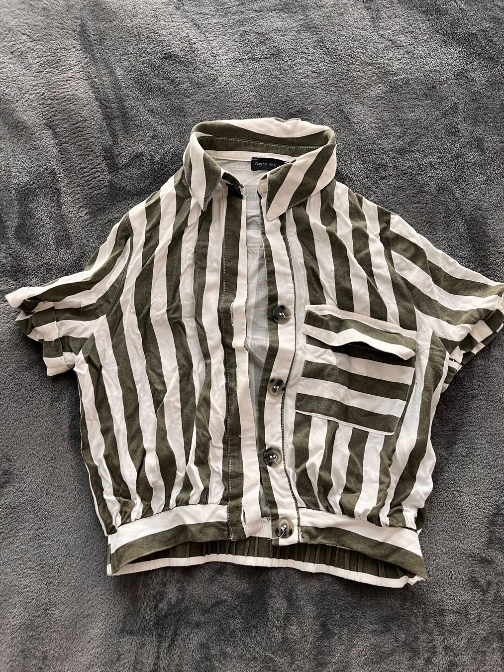 Camicette: Chemise rayée en vert/blanc, élégante, comme neuve! – Nuovo (secondo la descrizione) da Meyrin venduto da Sandra6