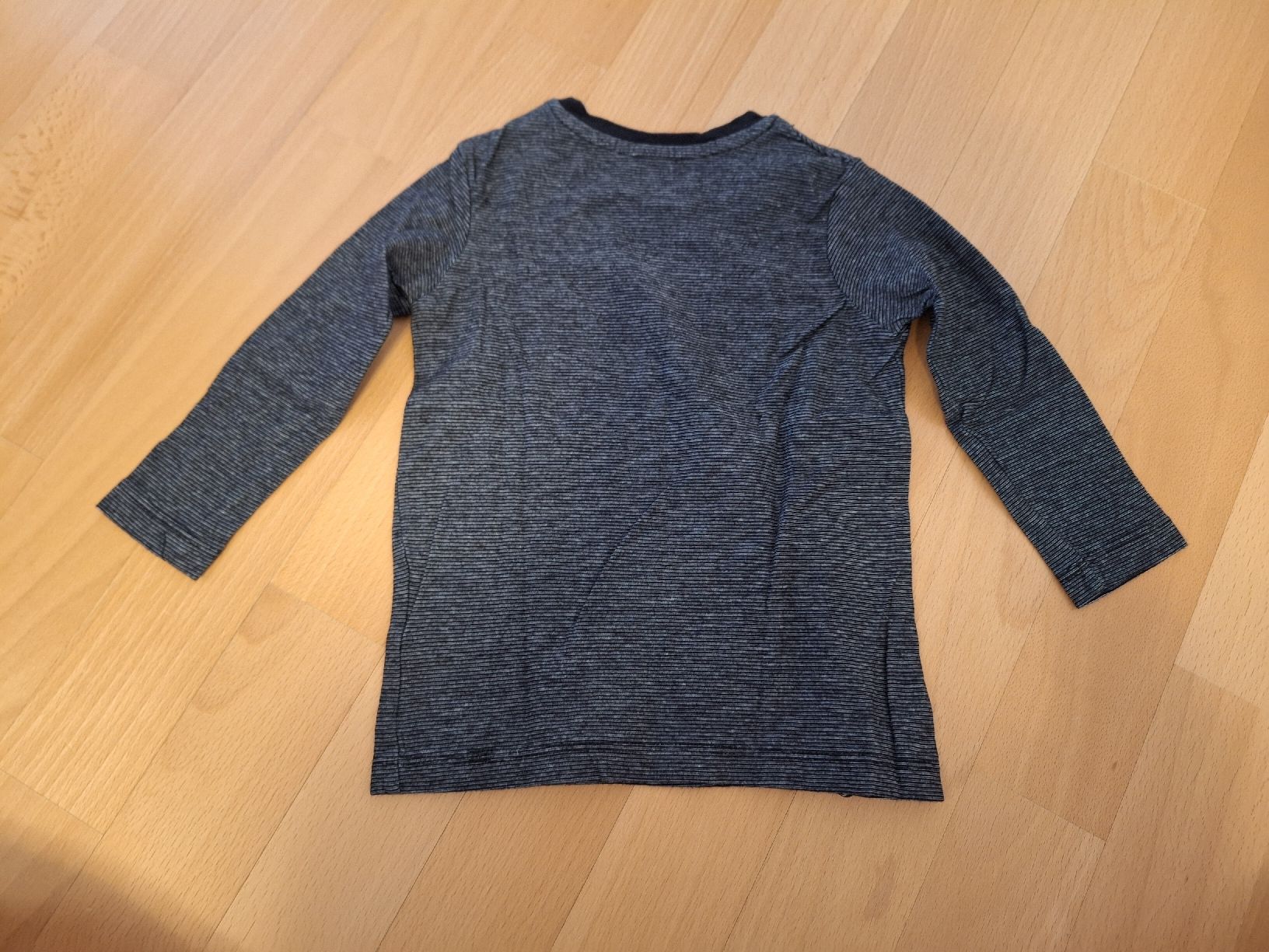 H&M Hemden, T-Shirts & Polos: Langarmshirt von H&M in Gr. 92 – Gebraucht aus Oberrieden von smarties949 1