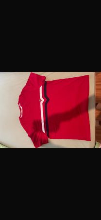 Rotes Lacoste T-Shirt, Grösse 4XL, Neuwertig für den Sommer