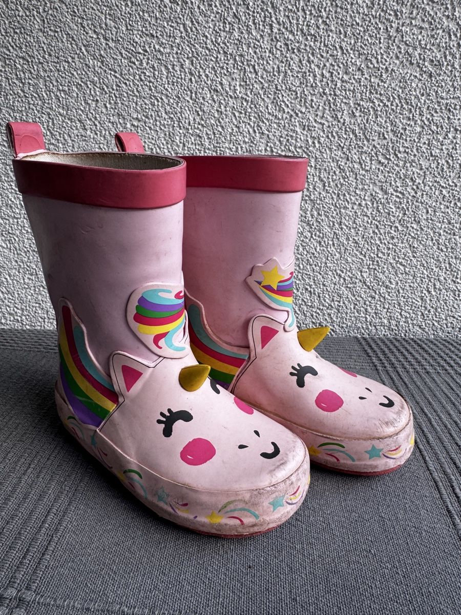 Schuhe für Jungen: Gummistiefel Kinder Einhorn – Gebraucht aus Bottenwil von lau_2pc6