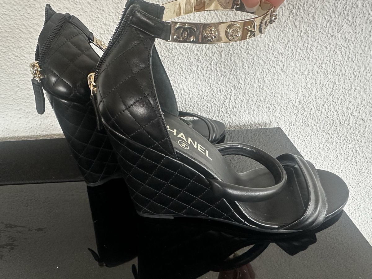 Chanel Scarpe da donna: Chanel Plateau Schuhe – Usato da Bäch SZ venduto da ruslena29 3