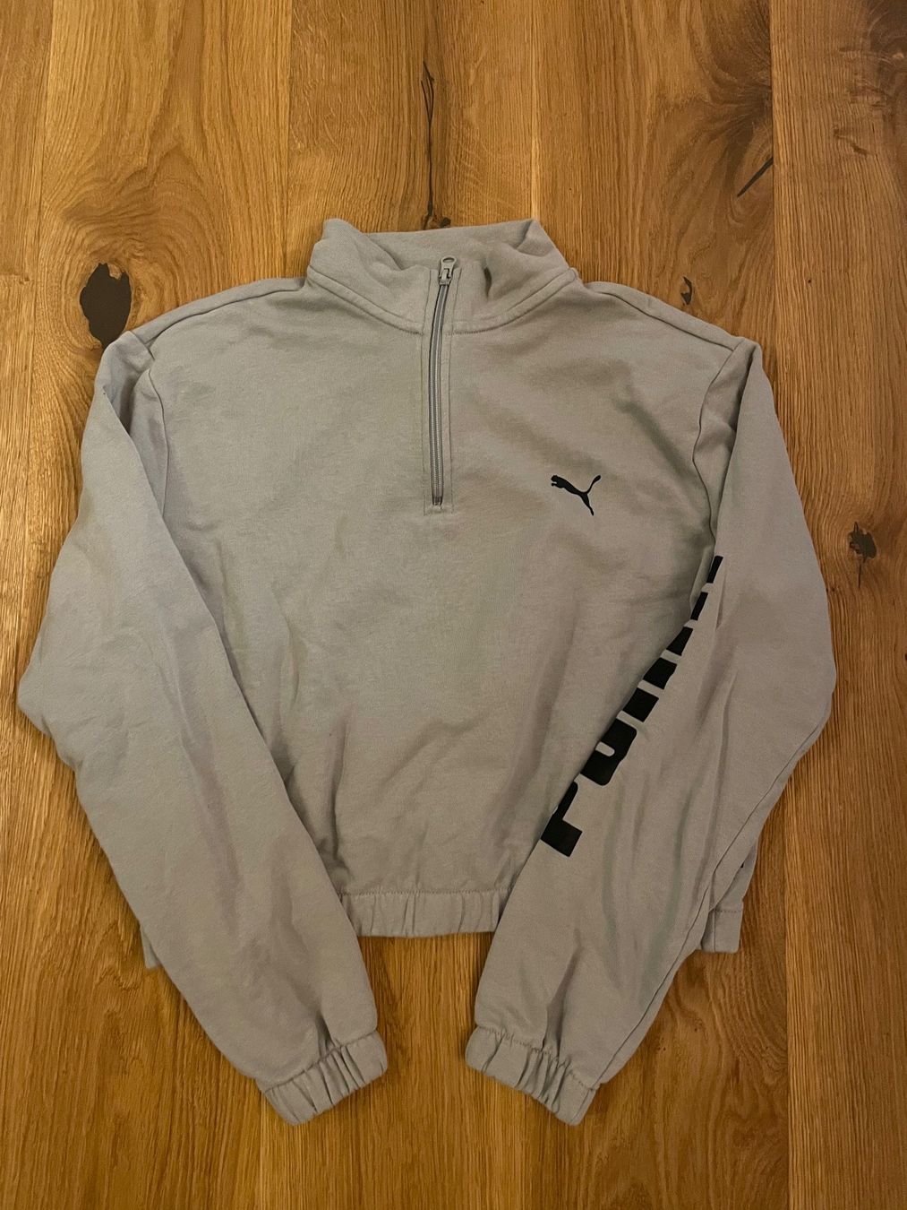 Pulls & Sweat-shirts: Cropped Pullover Puma Gr. M – D'occasion à Känerkinden par higiwil