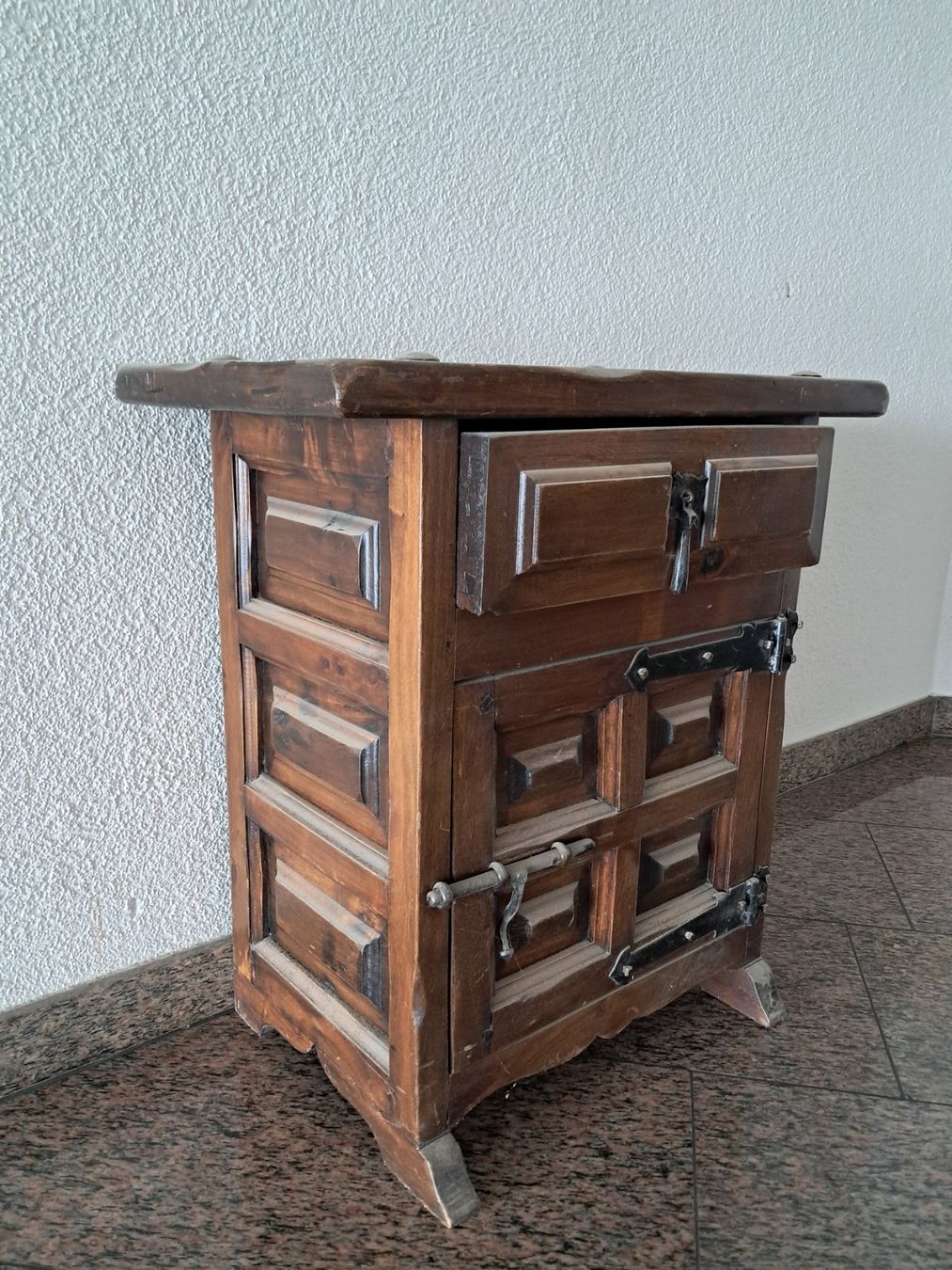 Cassettiere: Spanische Vintage Kommode – Usato da Fällanden venduto da nassoss 1