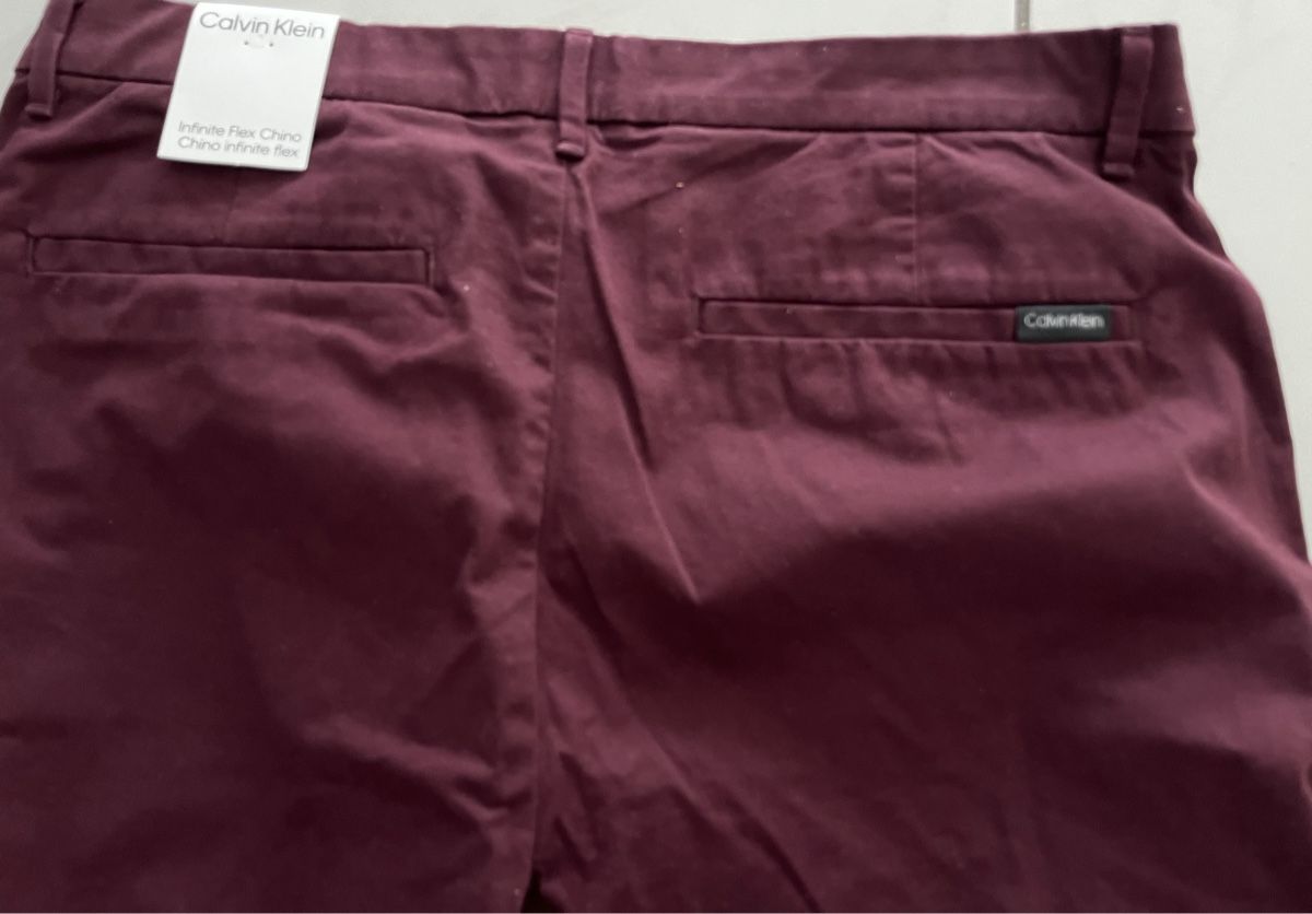 Calvin Klein Pantaloni: Calvin Klein Chino 32/30 – Nuovo e nell'imballaggio originale da Eschenbach LU venduto da arin91 4