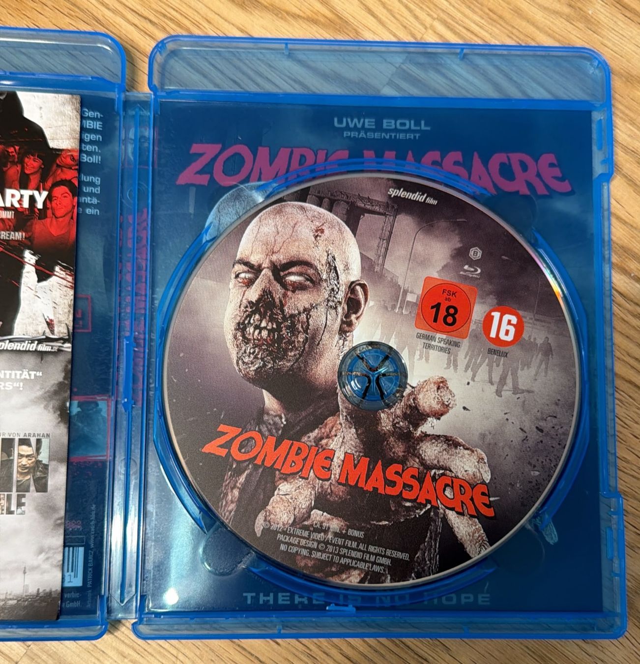 Tutti i DVDs: ZOMBIE MASSACRE BLU-RAY UNCUT VERSION – Usato da Zürich venduto da freioccasionen 2
