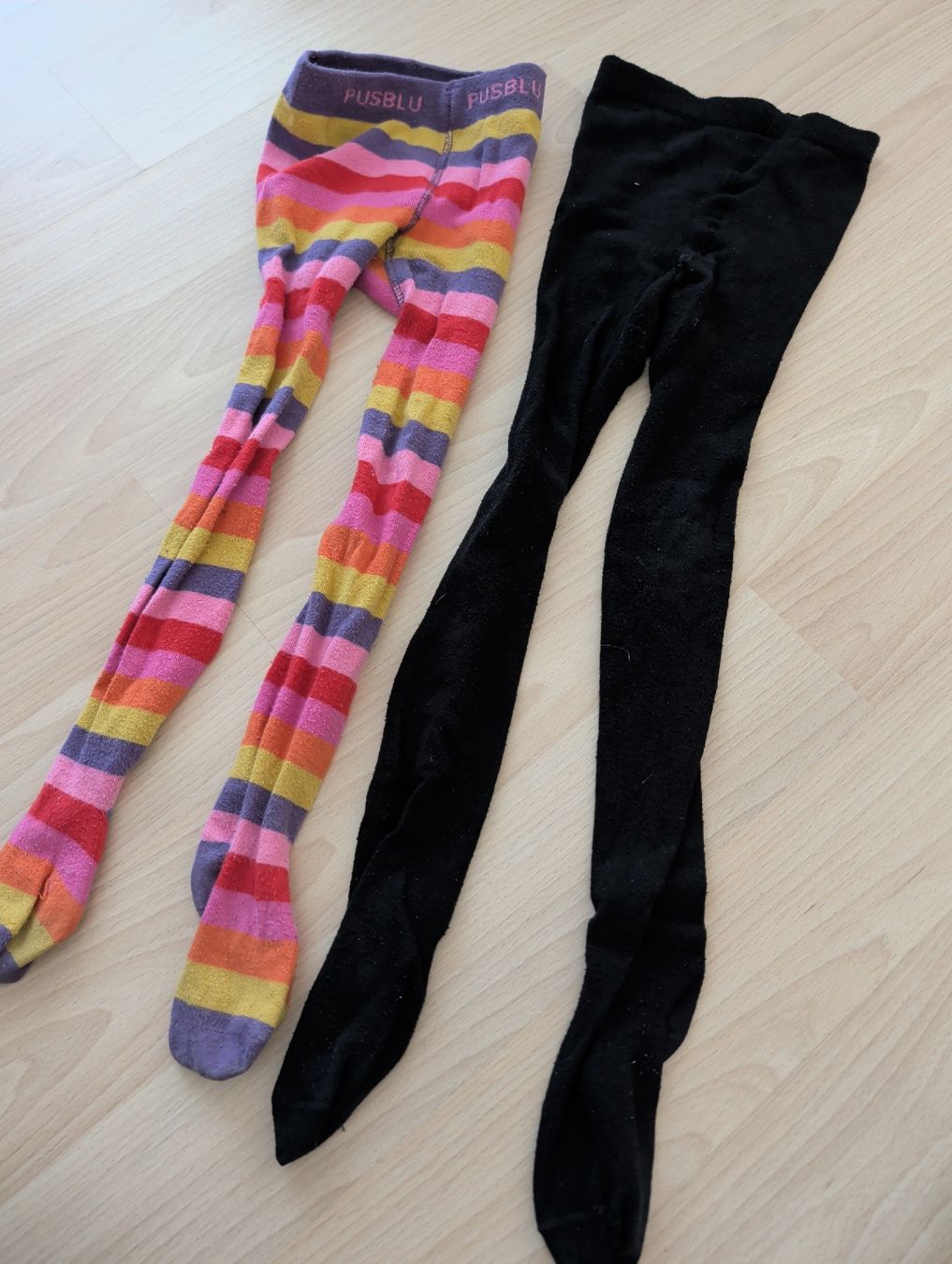 Collants & Leggings: zweier Set Strumpfhosen 98 – D'occasion à Diessenhofen par sabrina1204