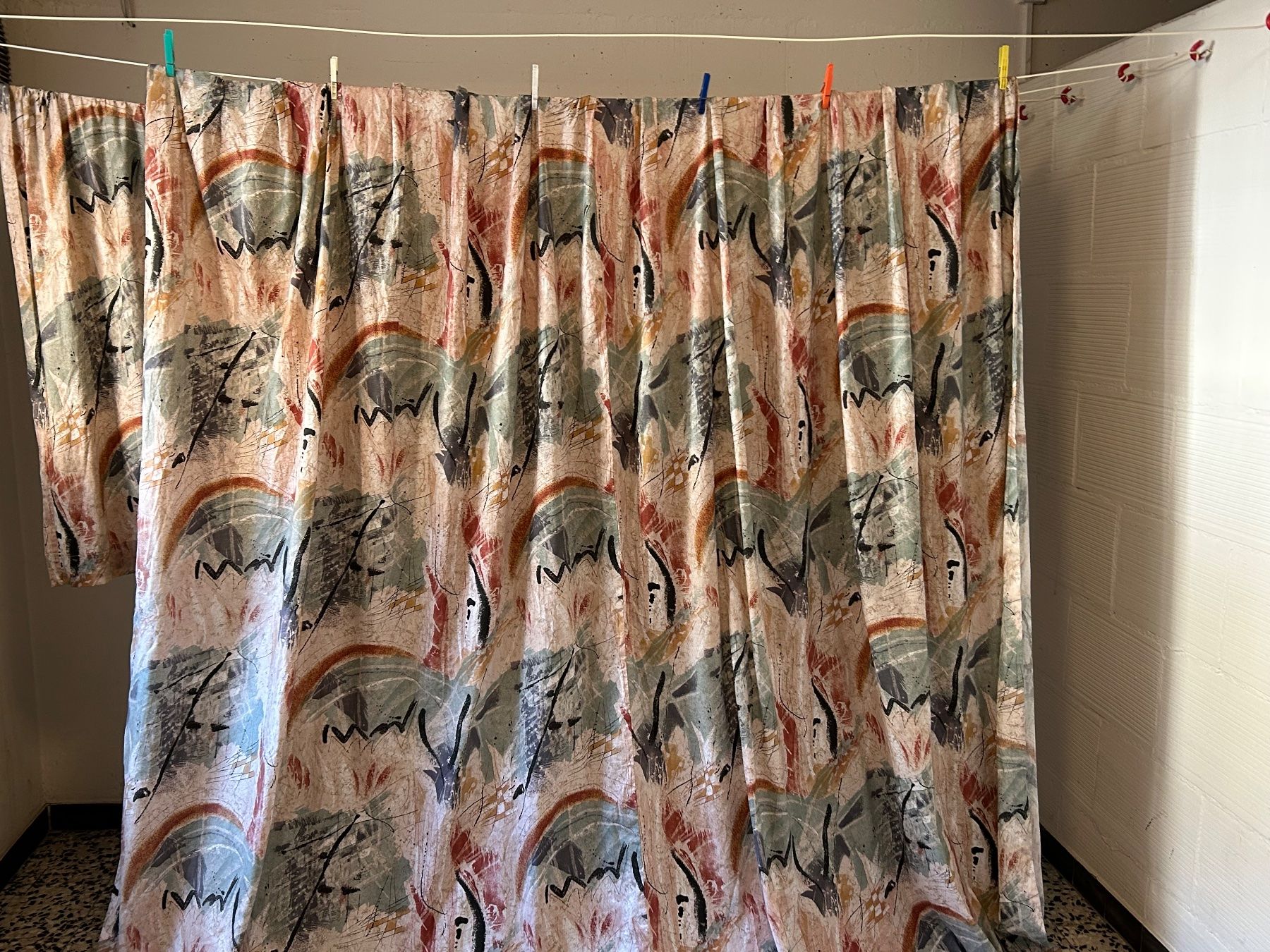 Tende: 2 Nachtvorhänge mit Muster  230x160 cm – Usato da Brunnen venduto da Nala2929