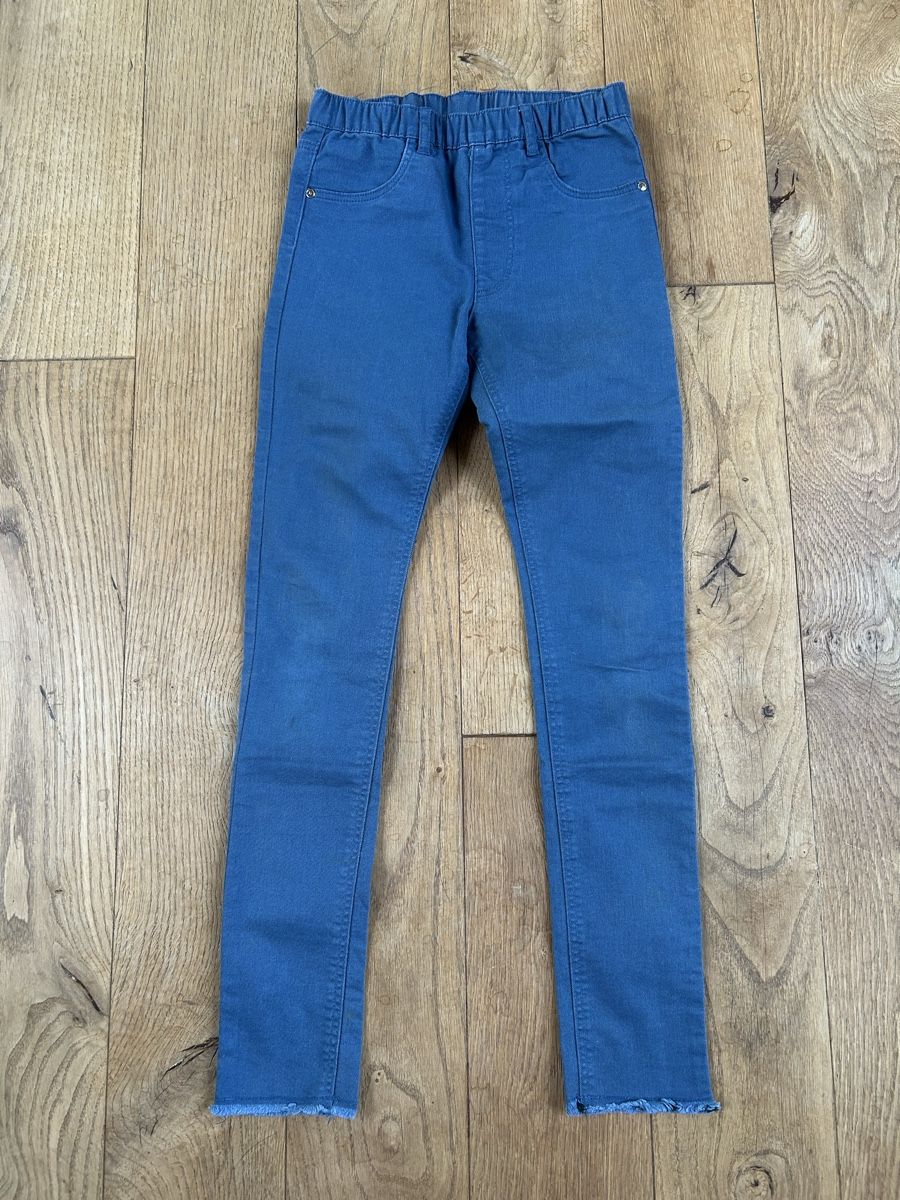 H&M Pantaloni: H&M Jeans Blau Gr. 146 – Usato da Frauenfeld venduto da jae_vs6j