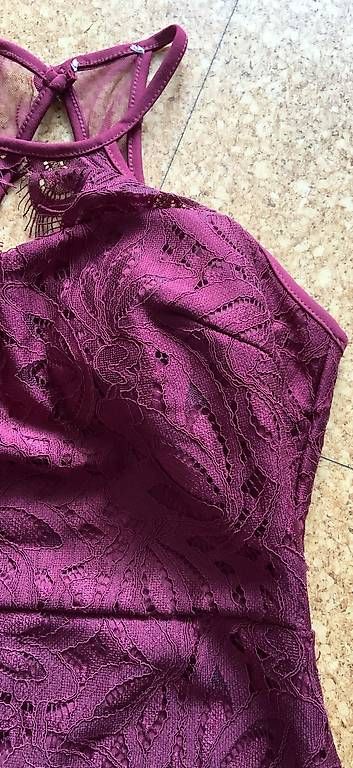 Kleider: Festkleid dunkelrot Grösse XS  – Gebraucht aus Bern von RamonaSteiner 1