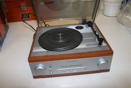 Soundmaster PL 510 Plattenspieler mit UKW Stereo Radio OVP