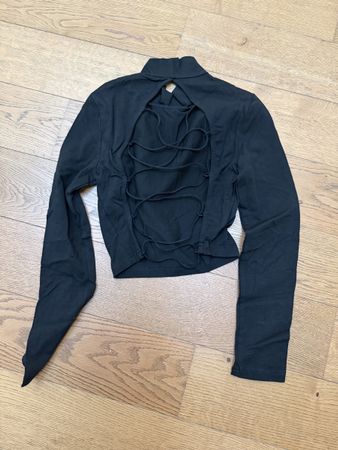 Damen Langarmshirt schwarz mit Schnürung Rücken neu Gr S