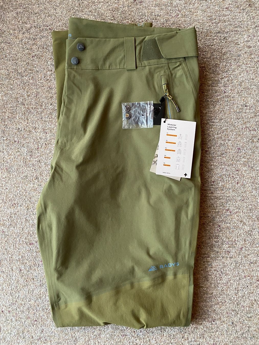 Radys Pantaloni: Neue Radys R2 Alpine Softshell Pants Herren, Gr. 54, avocado – Nuovo e nell'imballaggio originale da Thun venduto da dane_pao 7