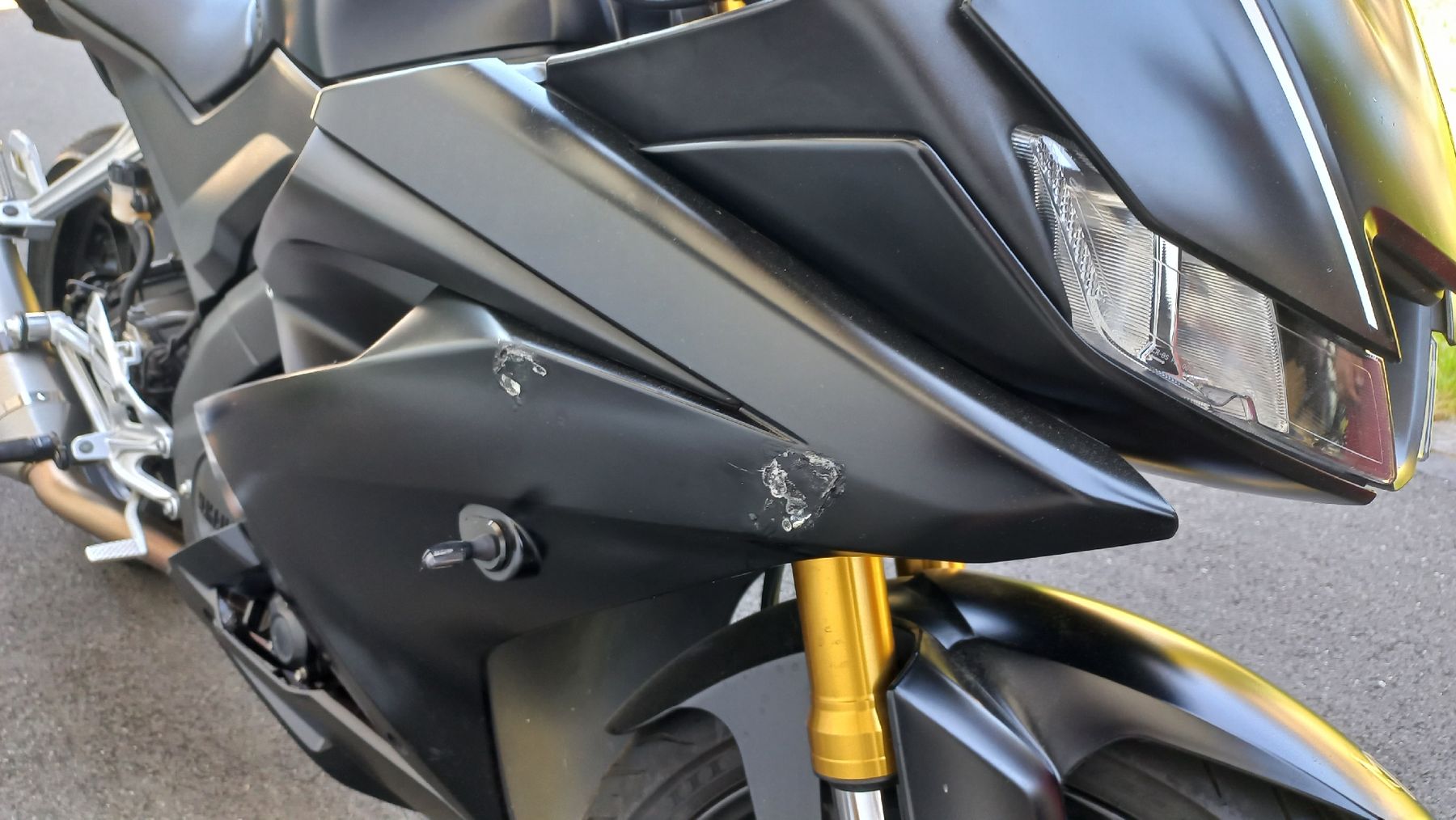 Yamaha Strada: Yamaha YZF 125-A – Usato da Sarnen venduto da elmac 7