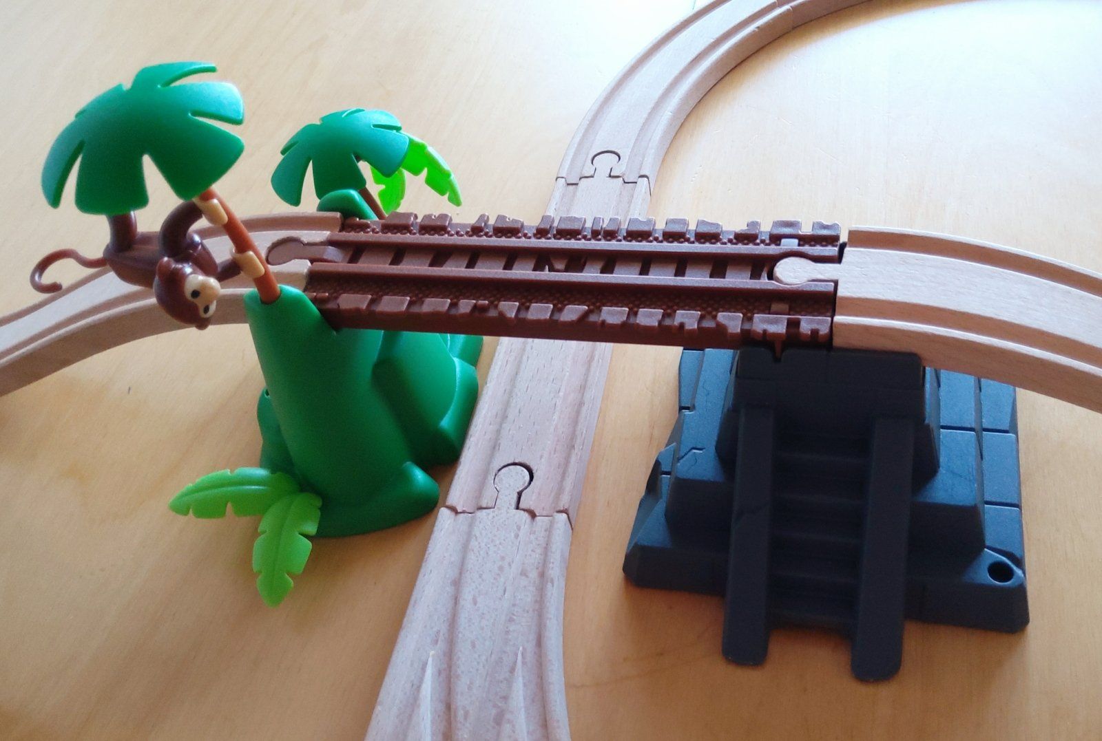 Giocattoli: Holzeisenbahn Briokompatibel – Usato da Burgdorf venduto da mbu_l7nm 1